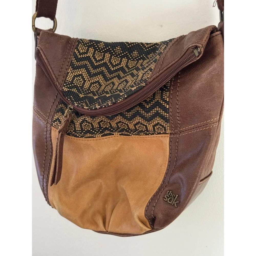 Vintage Y2K‎ The Sak Leather Crossbody Purse Brown Patchwork Boho Woven